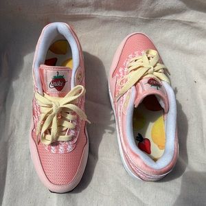 Nike Air Max 1 PRM - Strawberry Lemonade